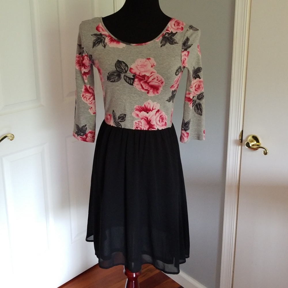 New With Tags Pretty Casual Dress